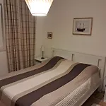 Trstenica Apartment *