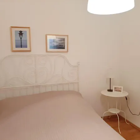 Trstenica Διαμέρισμα
