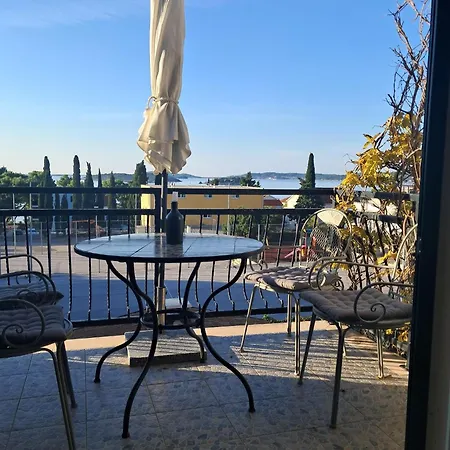 Διαμέρισμα Trstenica *