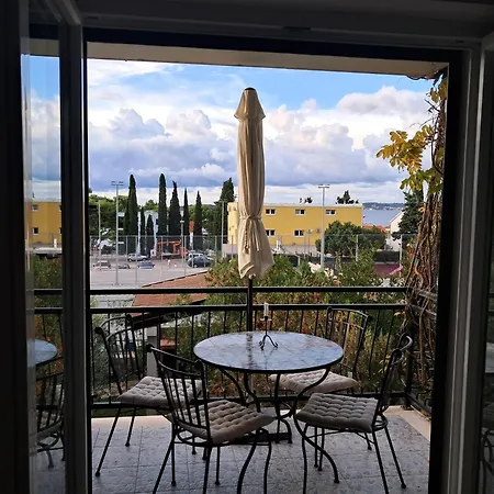 Trstenica * Orebić